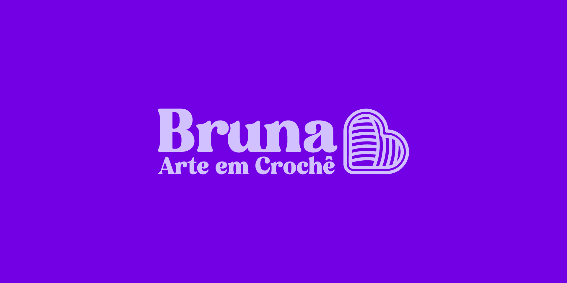 A imagem faz parte do projeto de Identidade Visual da Bruna Arte Em Crochê e mostra uma das versões da logo